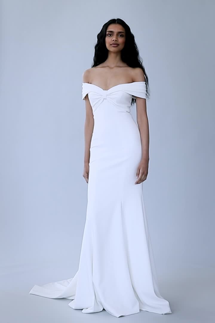 Theia mermaid outlet gown